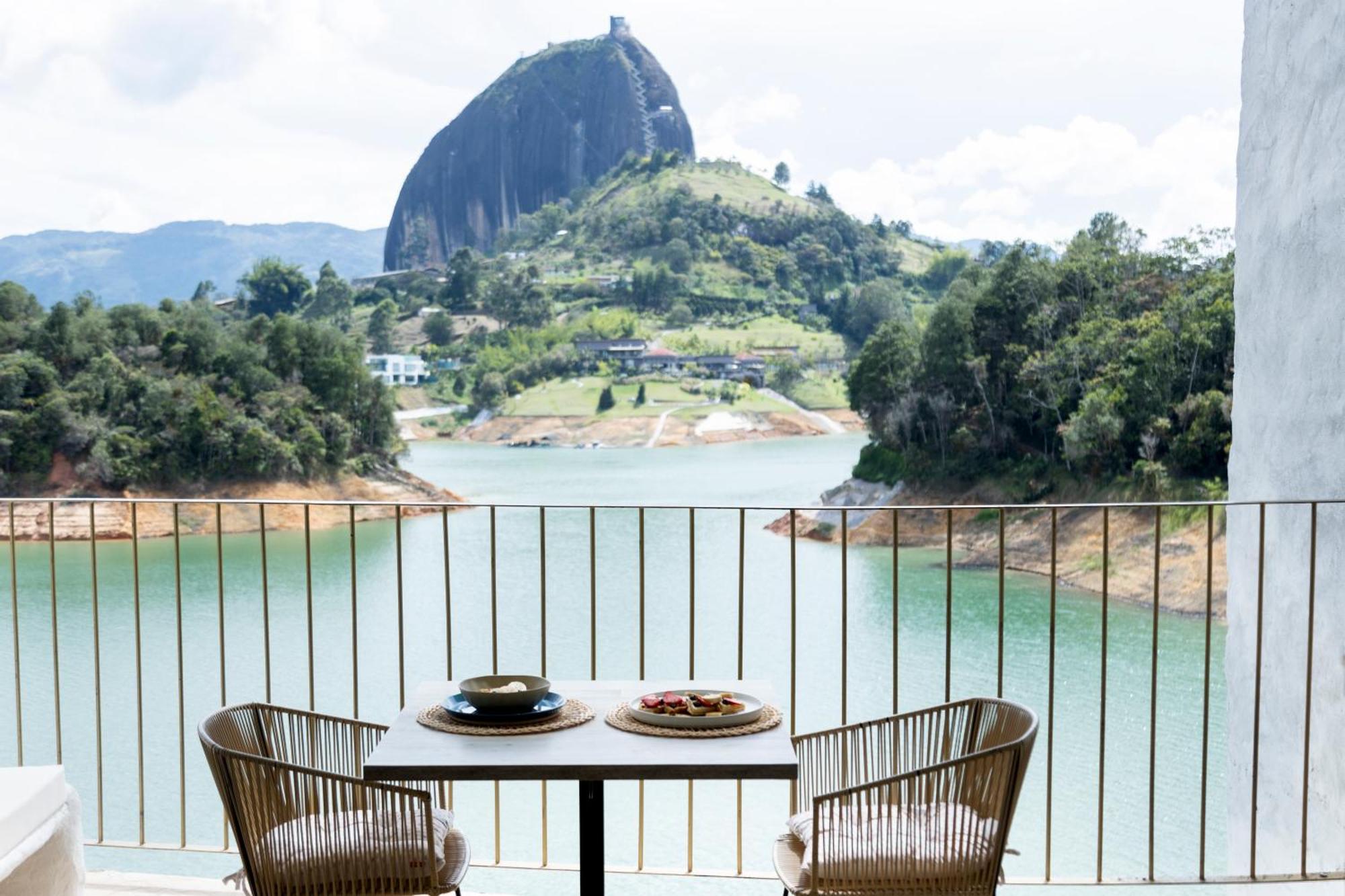 Mylos Hotel Boutique Guatapé エクステリア 写真