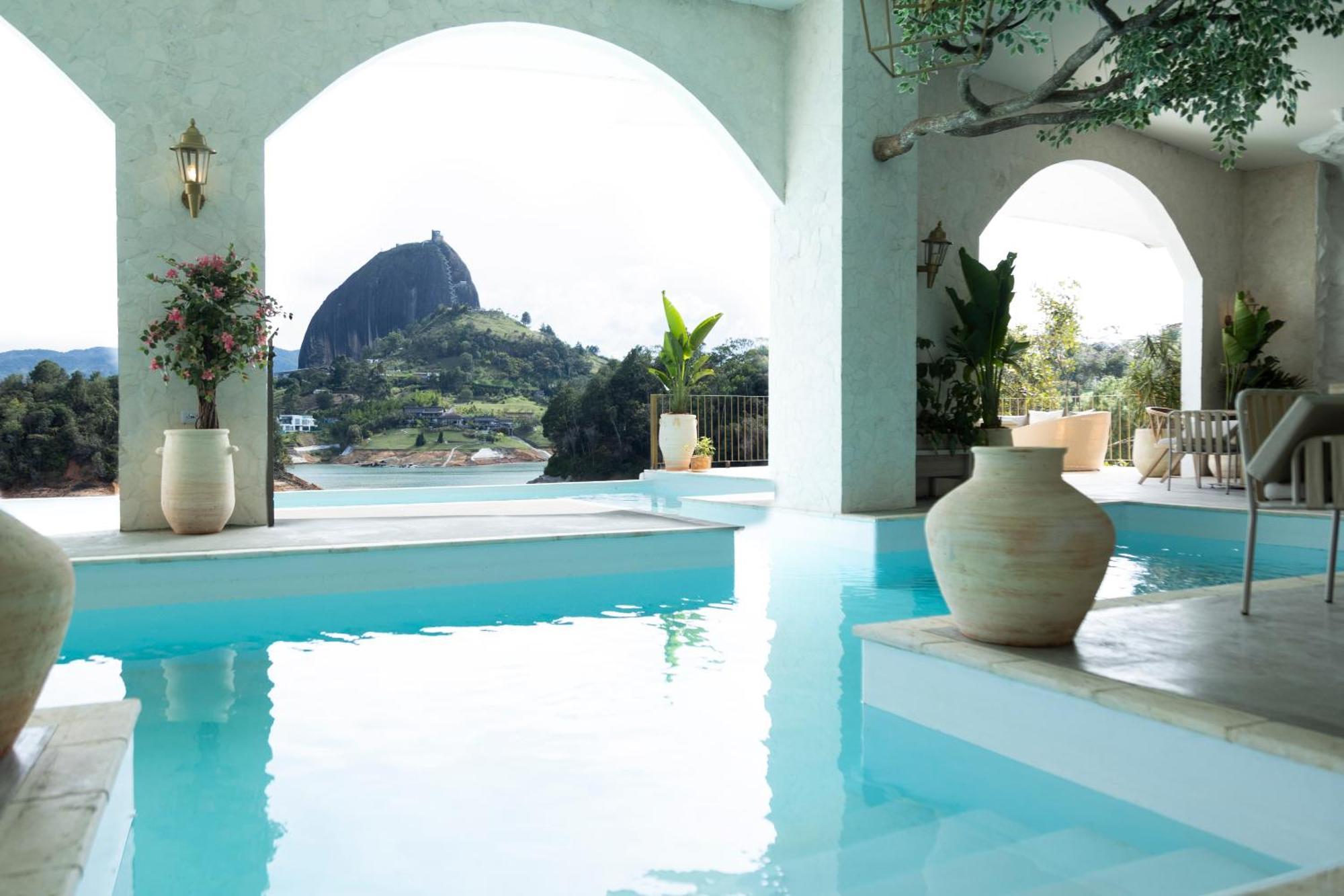 Mylos Hotel Boutique Guatapé エクステリア 写真
