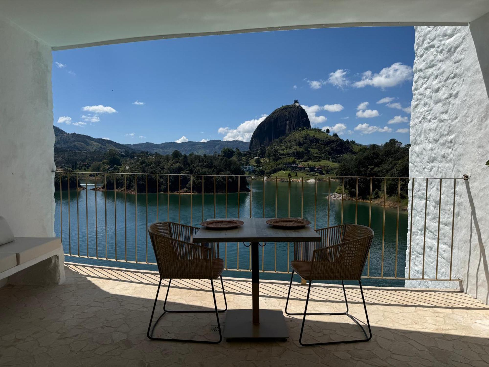 Mylos Hotel Boutique Guatapé エクステリア 写真